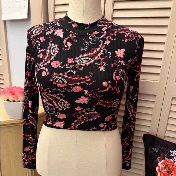 💗RILEY+JAMES TOP💗 - Picture 4 of 6